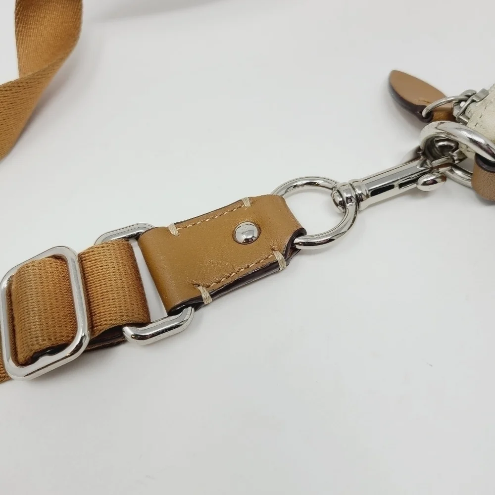 Coach | Classic Retro Cream & Brown Crossbody Bag